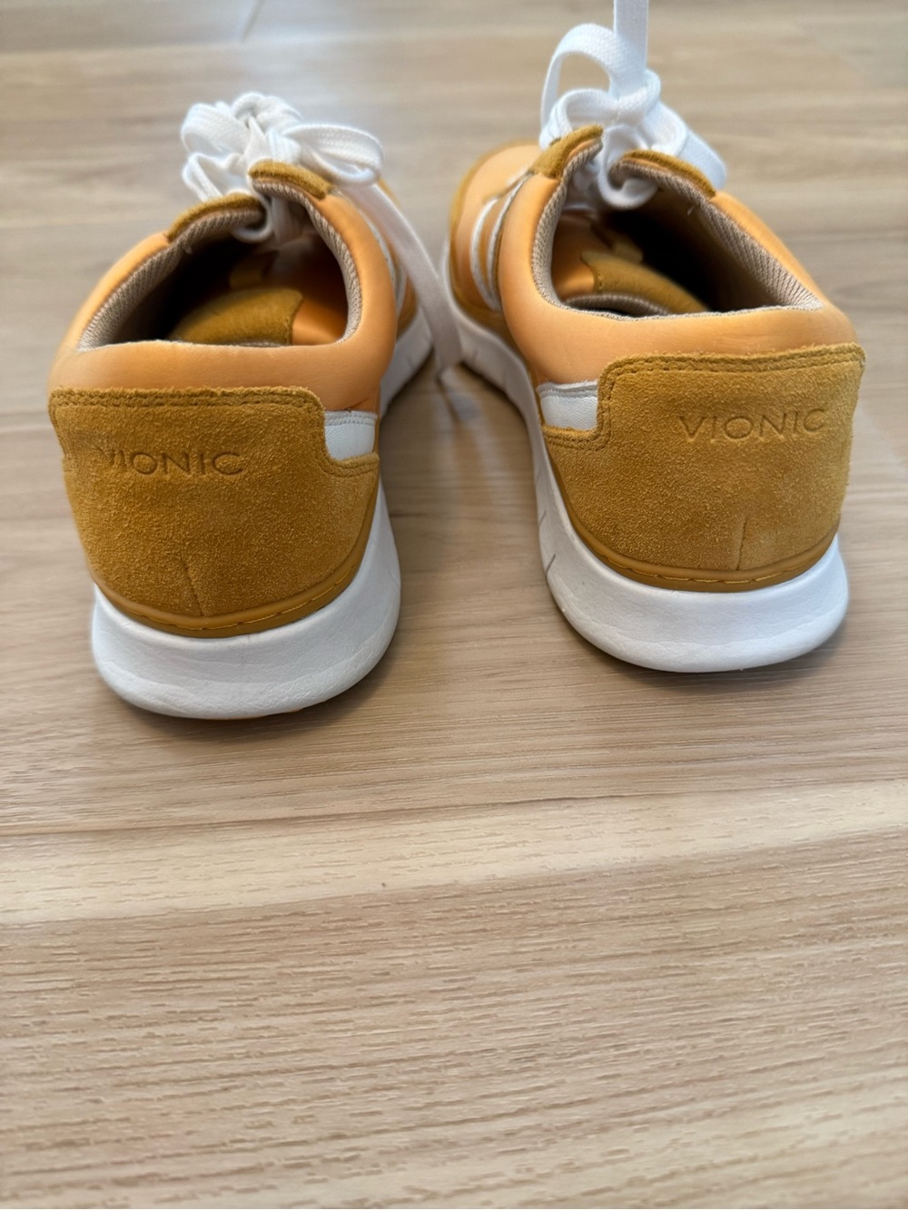 Vionic Nana Womens Sneakers Mustard Lace Up Shoe Size 8.5 - Picture 4 of 10